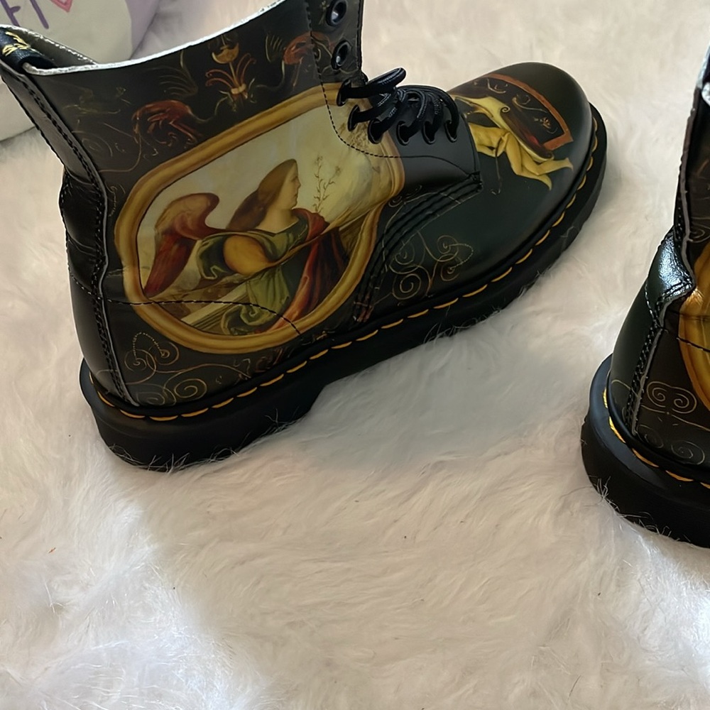 Doc Martin Artistic Boots - Picture 6 of 12